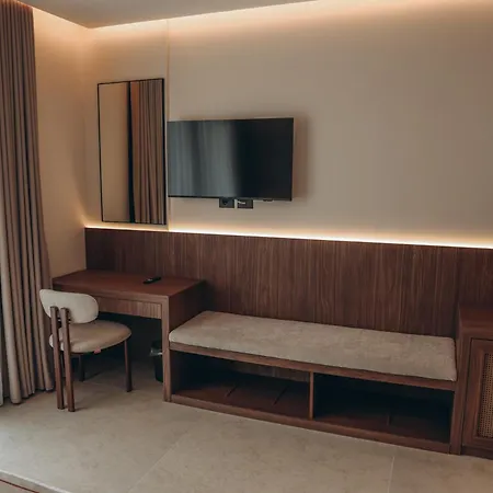 Otel Flar Boutique Golem (Tirana)