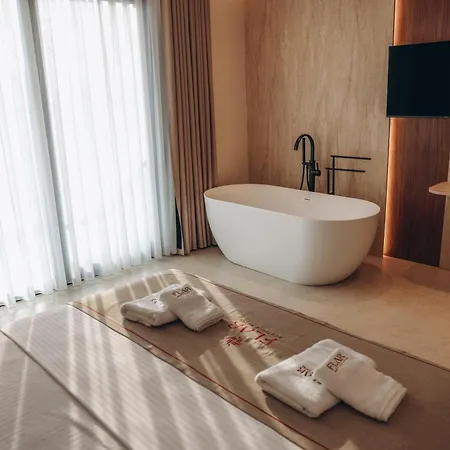 Otel Flar Boutique Golem (Tirana)